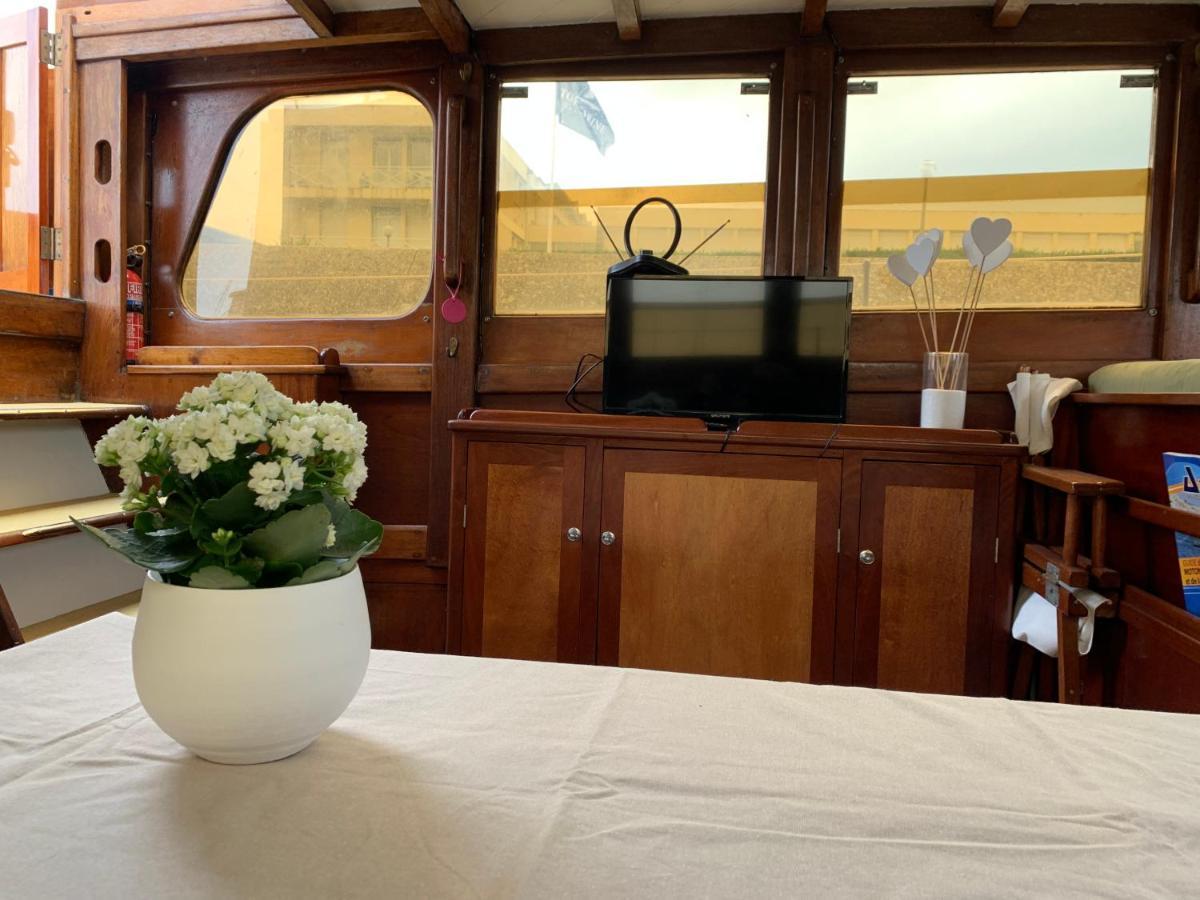 Port Deauville Yacht Vintage Екстер'єр фото